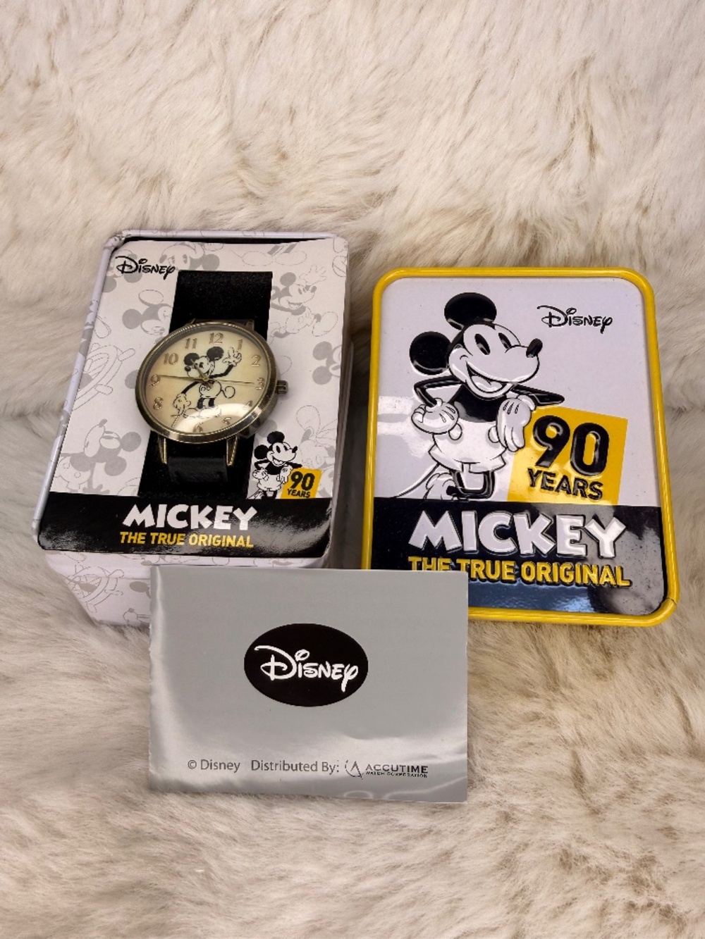 NIB Disney Mickey Mouse 90th Anniversary With 1928 Face Watch NEW With Metal Box
